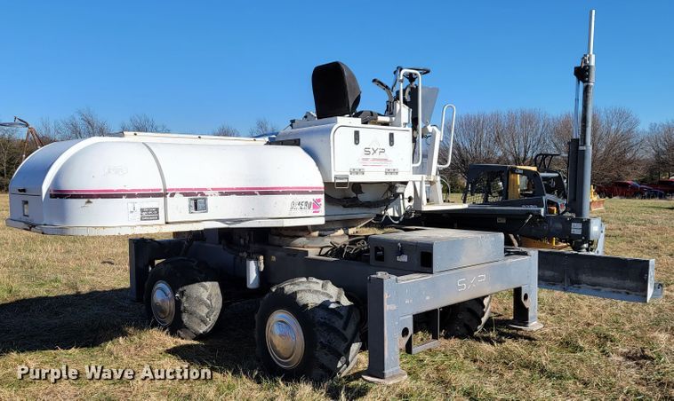 image for item JE9174 2006 Somero SXP  laser screed