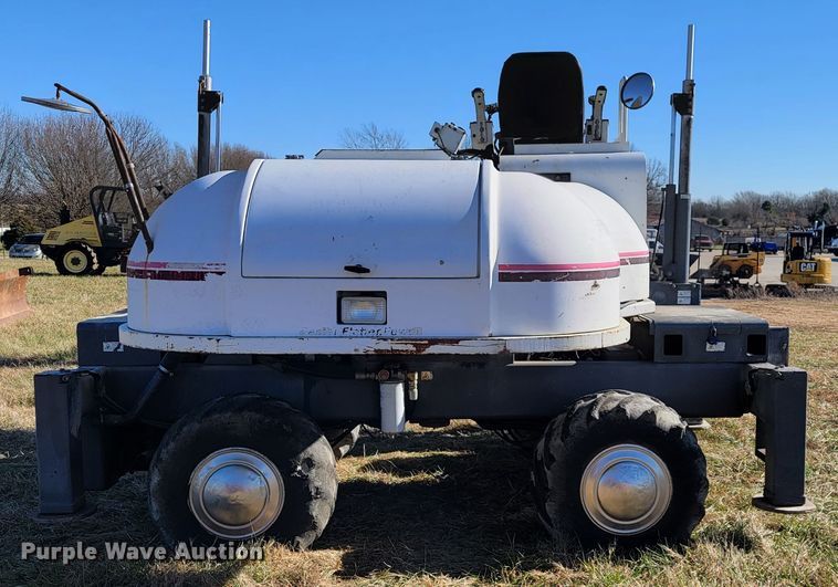 image for item JE9174 2006 Somero SXP  laser screed