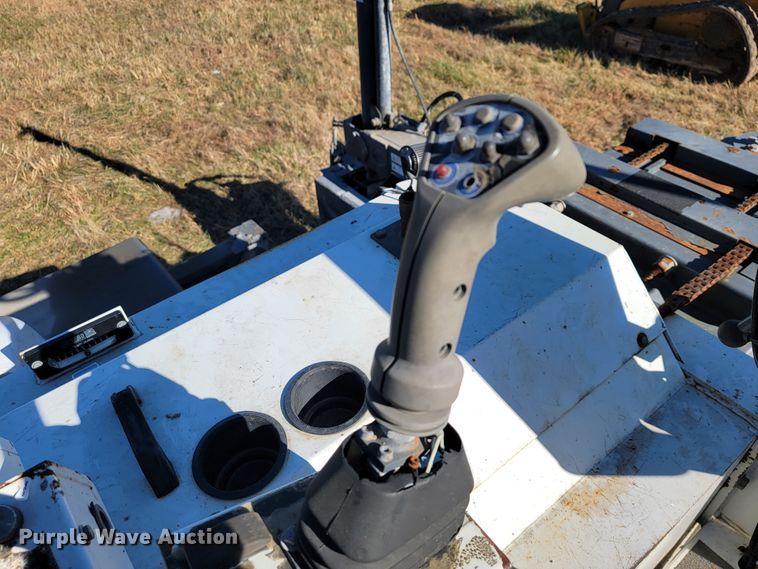 image for item JE9174 2006 Somero SXP  laser screed