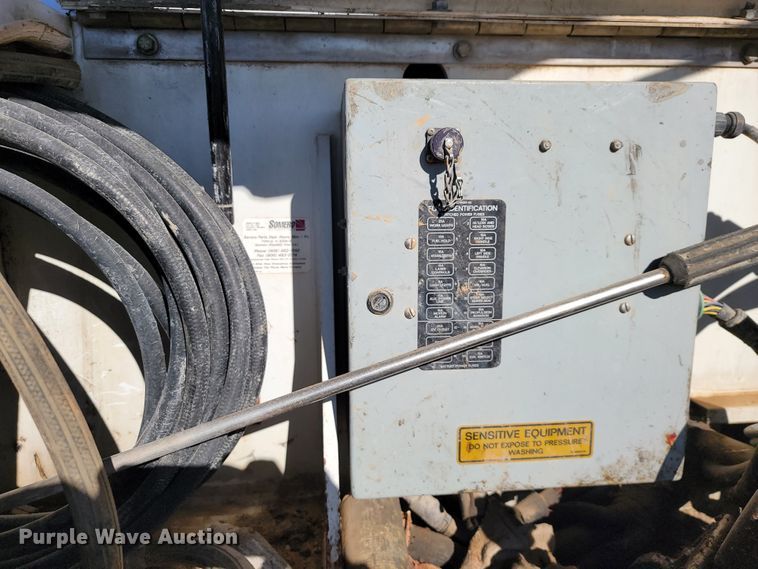 image for item JE9174 2006 Somero SXP  laser screed