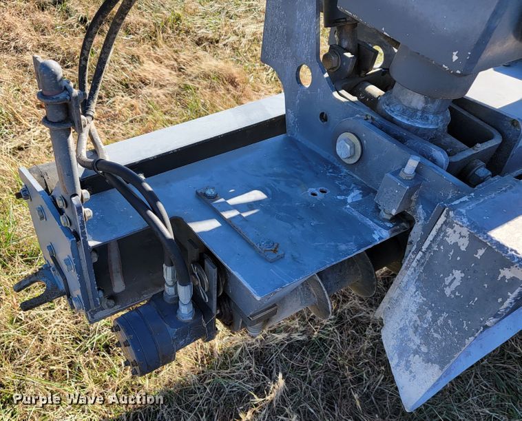 image for item JE9174 2006 Somero SXP  laser screed