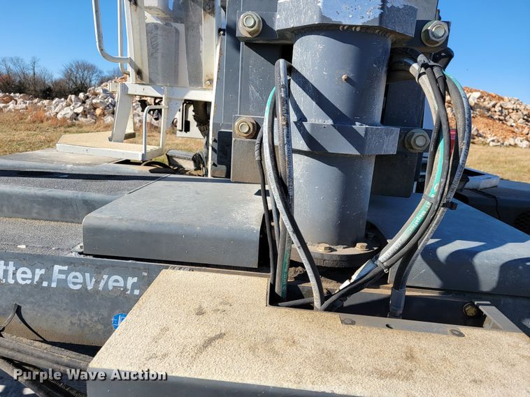 image for item JE9174 2006 Somero SXP  laser screed