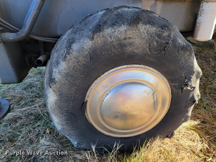 image for item JE9174 2006 Somero SXP  laser screed