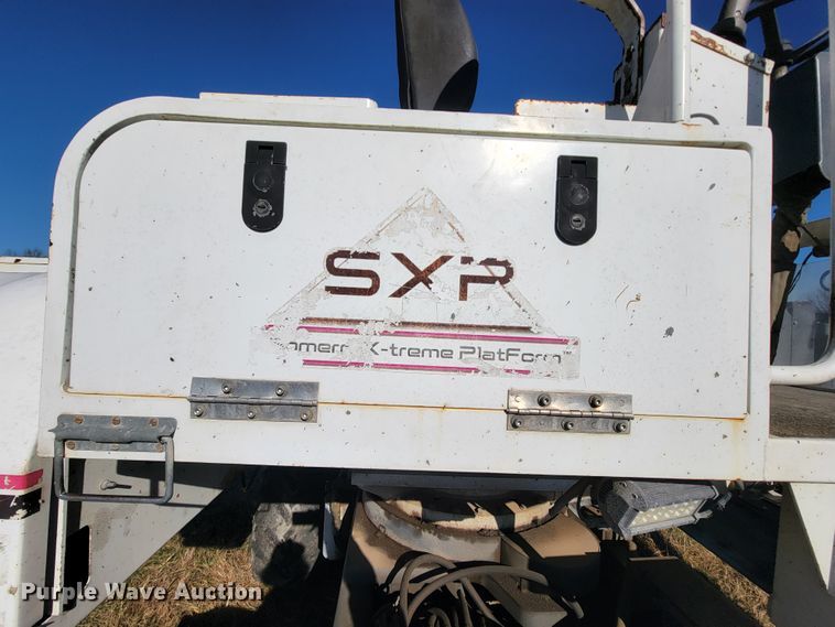 image for item JE9174 2006 Somero SXP  laser screed