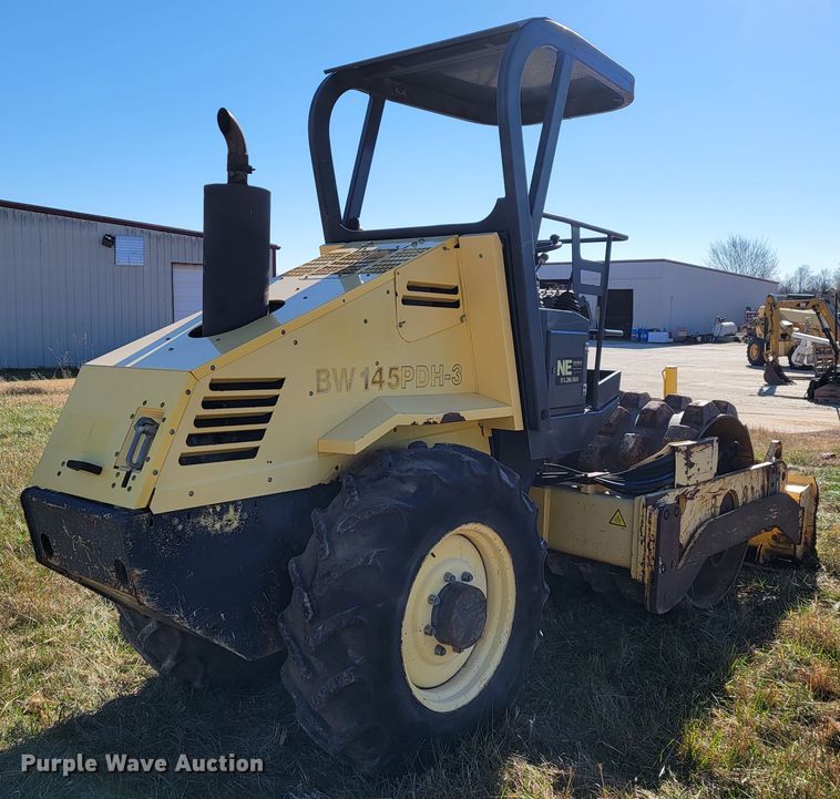 image for item JE9175 2006 Bomag BW145PDH-3  single drum vibratory roller