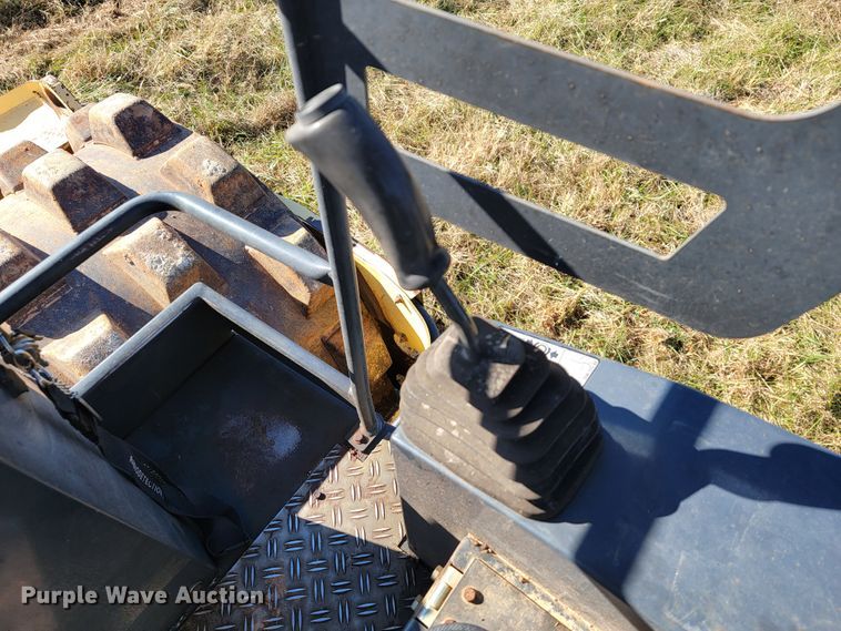 image for item JE9175 2006 Bomag BW145PDH-3  single drum vibratory roller