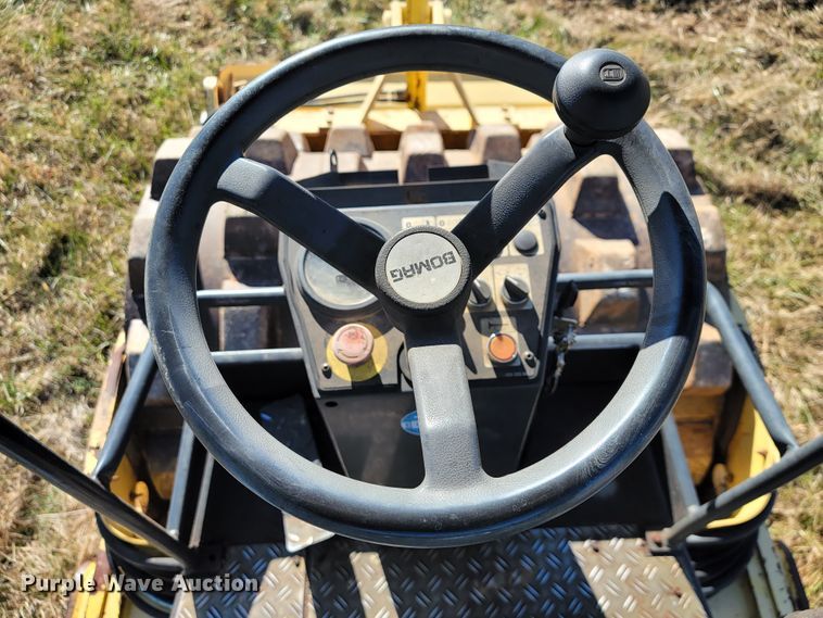 image for item JE9175 2006 Bomag BW145PDH-3  single drum vibratory roller