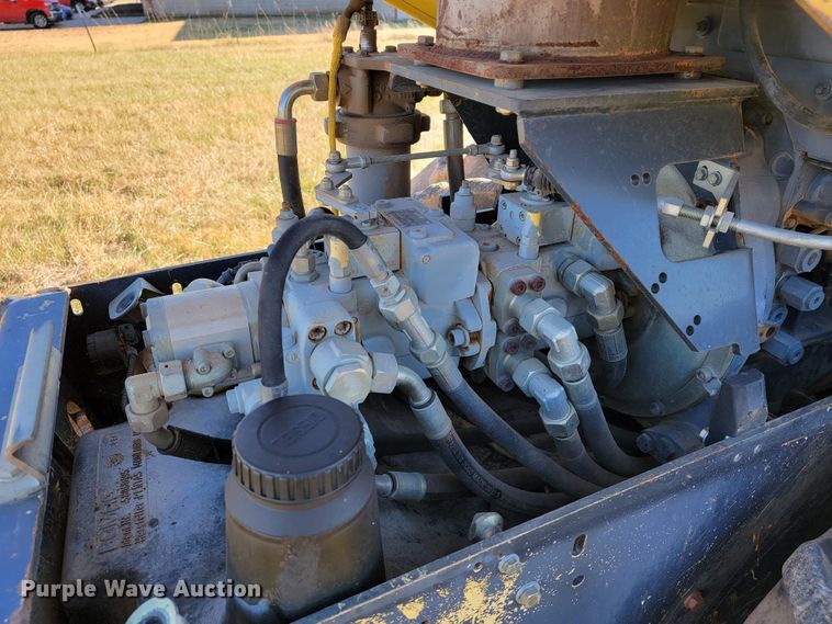 image for item JE9175 2006 Bomag BW145PDH-3  single drum vibratory roller