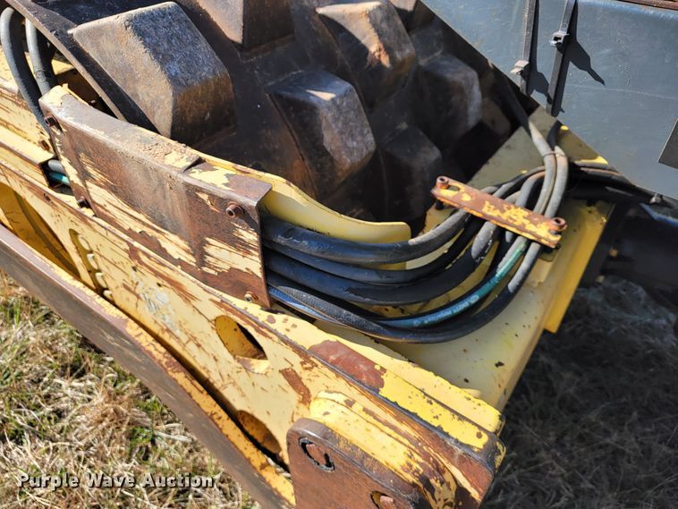 image for item JE9175 2006 Bomag BW145PDH-3  single drum vibratory roller