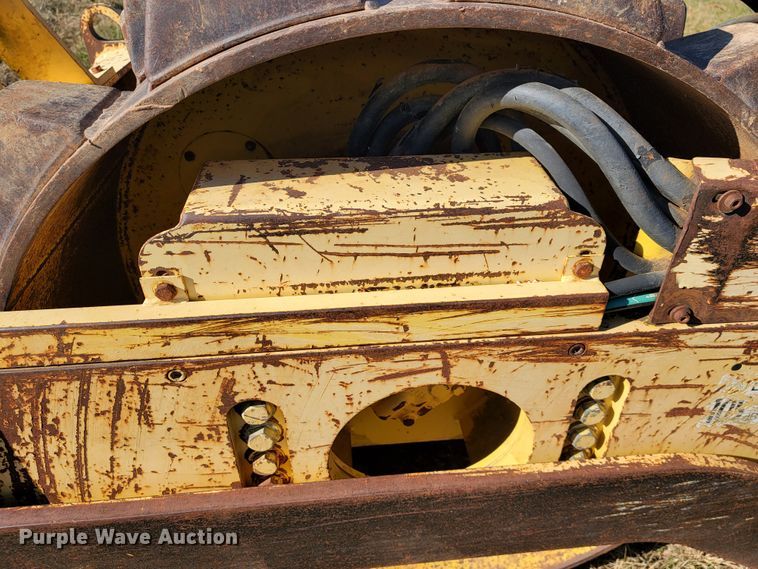 image for item JE9175 2006 Bomag BW145PDH-3  single drum vibratory roller