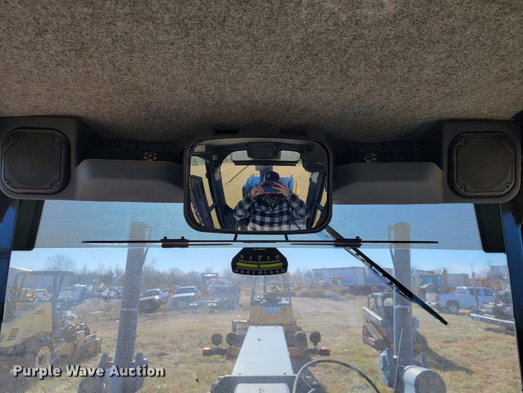 image for item JE9176 2011 John Deere 672G  motor grader