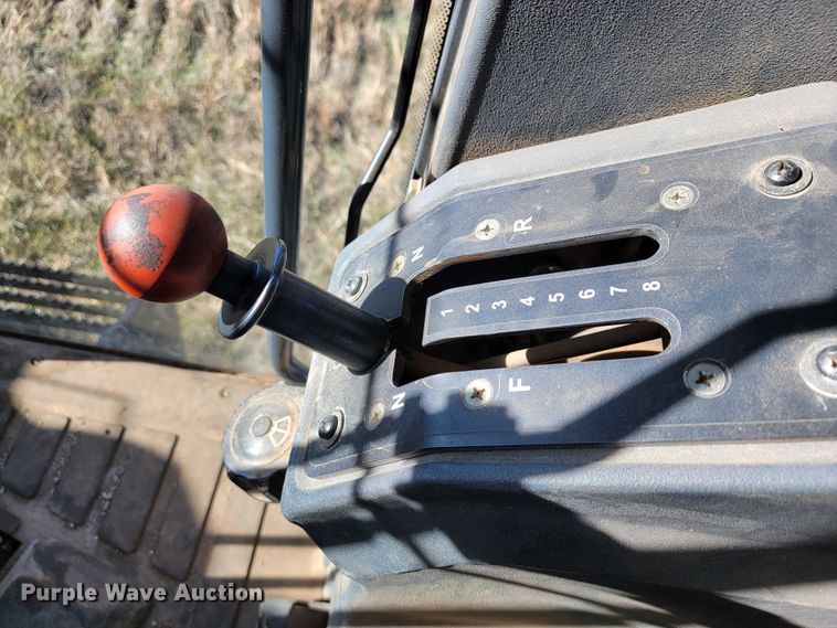 image for item JE9176 2011 John Deere 672G  motor grader