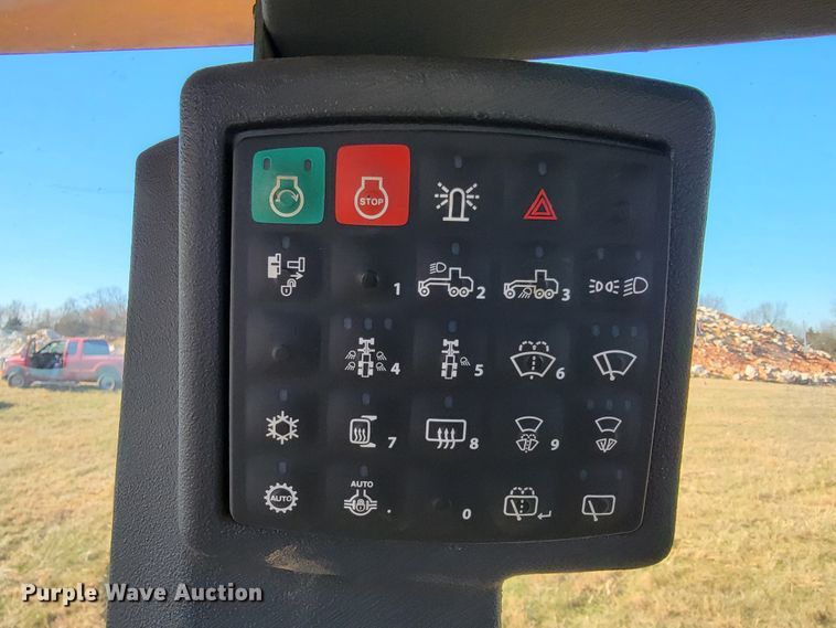 image for item JE9176 2011 John Deere 672G  motor grader