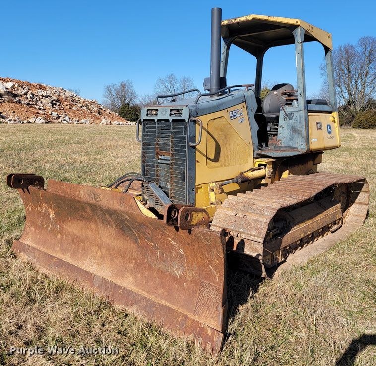 image for item JE9177 John Deere 550J  dozer