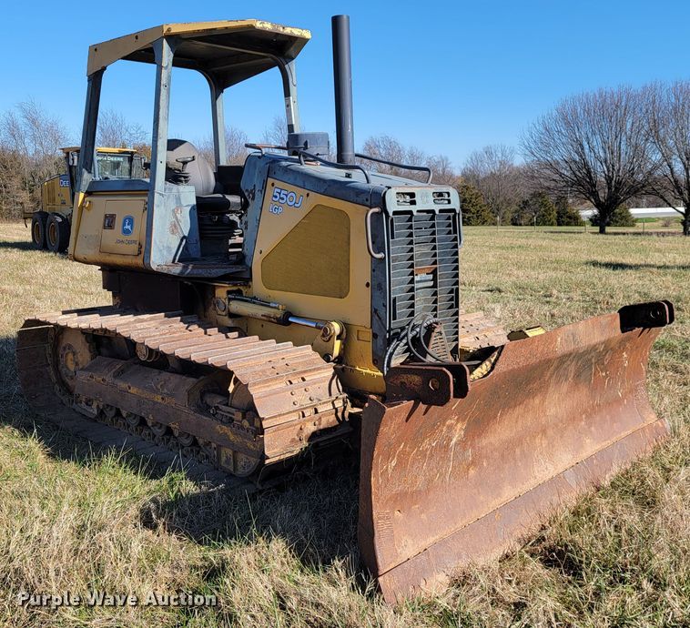 image for item JE9177 John Deere 550J  dozer
