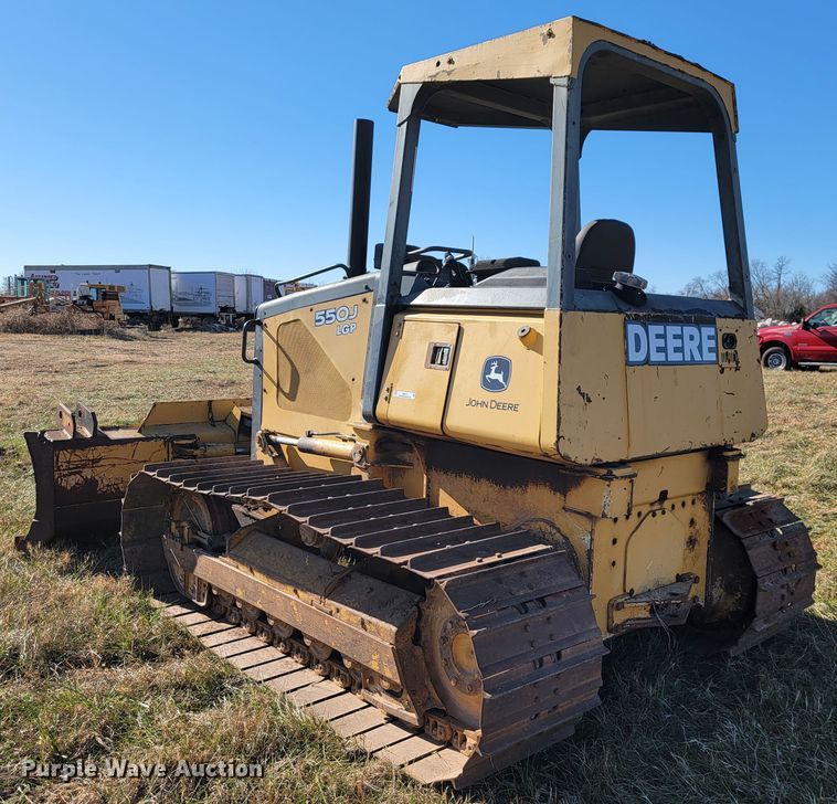 image for item JE9177 John Deere 550J  dozer