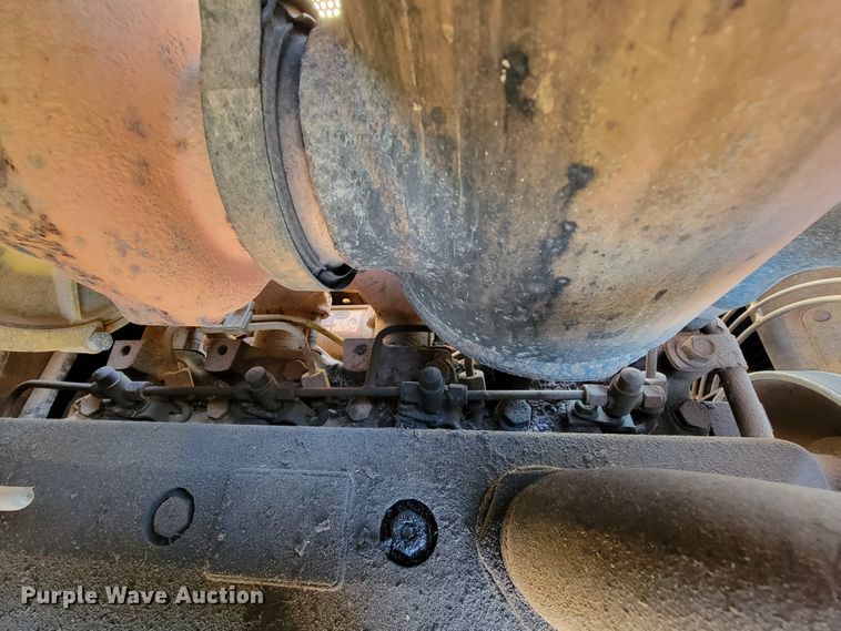 image for item JE9177 John Deere 550J  dozer