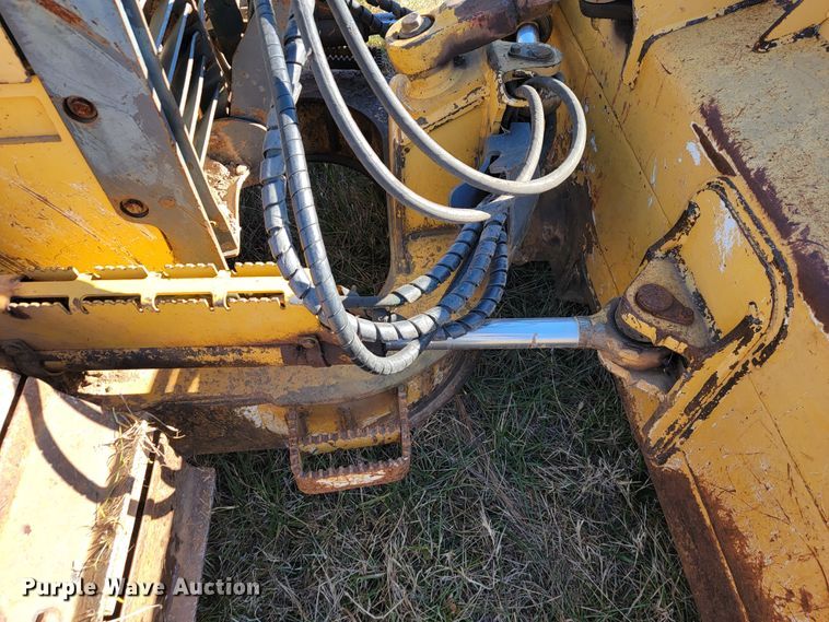 image for item JE9177 John Deere 550J  dozer
