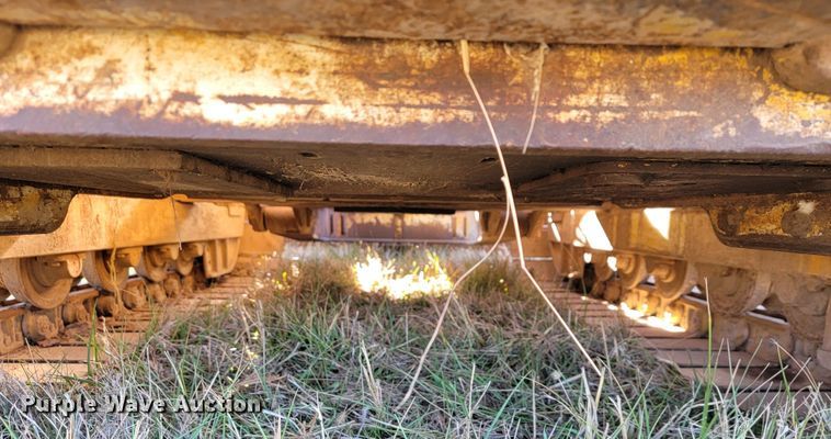 image for item JE9177 John Deere 550J  dozer