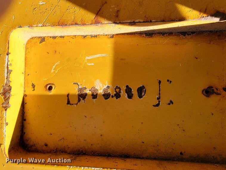 image for item JE9177 John Deere 550J  dozer