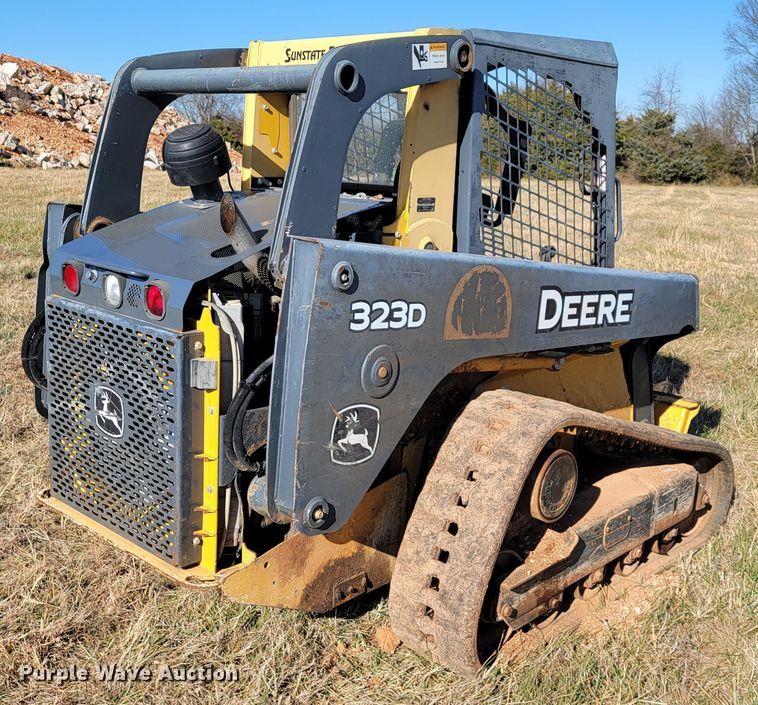 image for item JE9178 2012 John Deere 323D  tracked skid steer loader