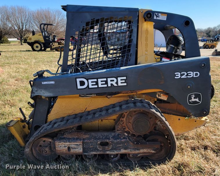 image for item JE9178 2012 John Deere 323D  tracked skid steer loader