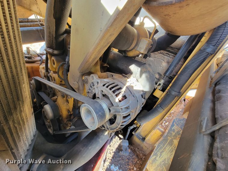 image for item JE9178 2012 John Deere 323D  tracked skid steer loader