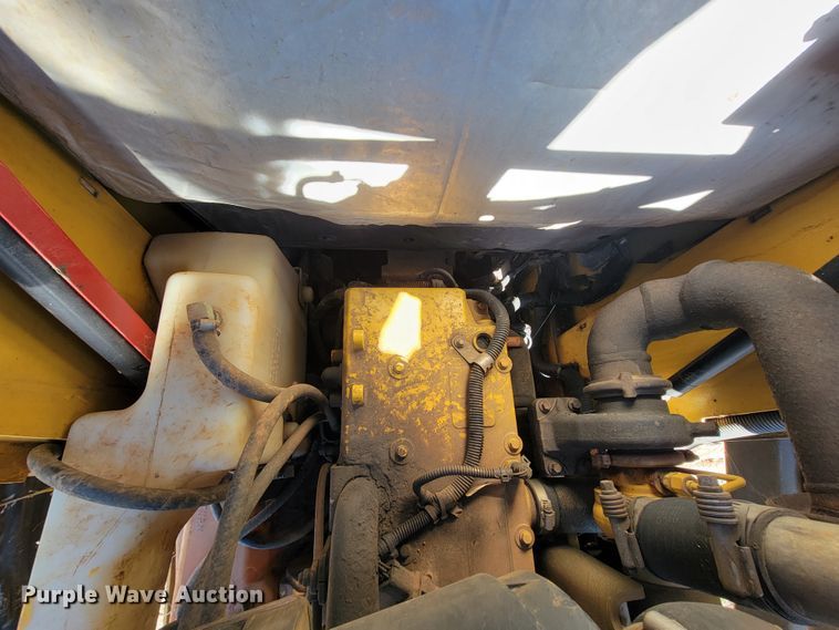 image for item JE9178 2012 John Deere 323D  tracked skid steer loader