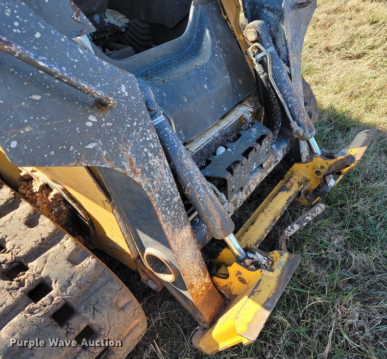 image for item JE9178 2012 John Deere 323D  tracked skid steer loader