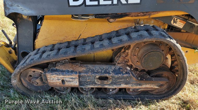 image for item JE9178 2012 John Deere 323D  tracked skid steer loader