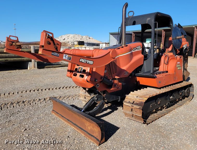 image for item JE9179 2007 Ditch Witch HT115  cable plow