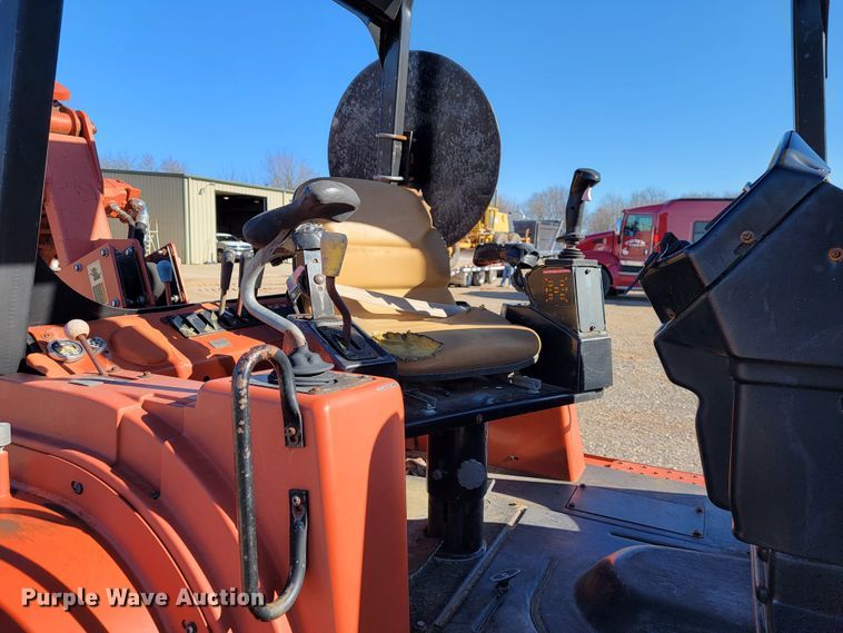 image for item JE9179 2007 Ditch Witch HT115  cable plow