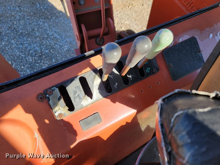 image for item JE9179 2007 Ditch Witch HT115  cable plow