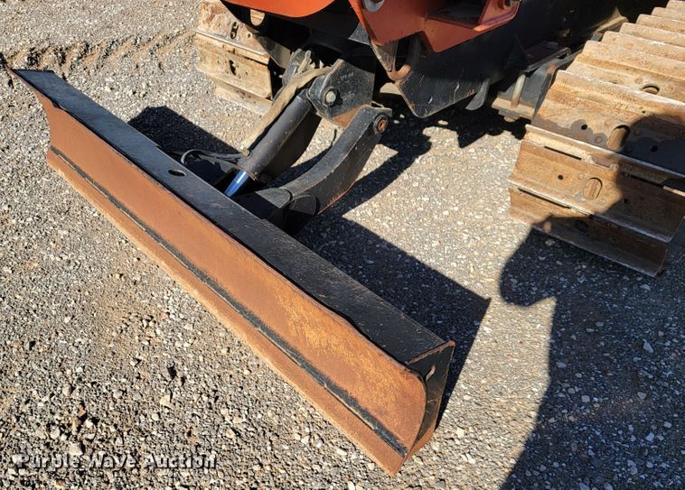 image for item JE9179 2007 Ditch Witch HT115  cable plow