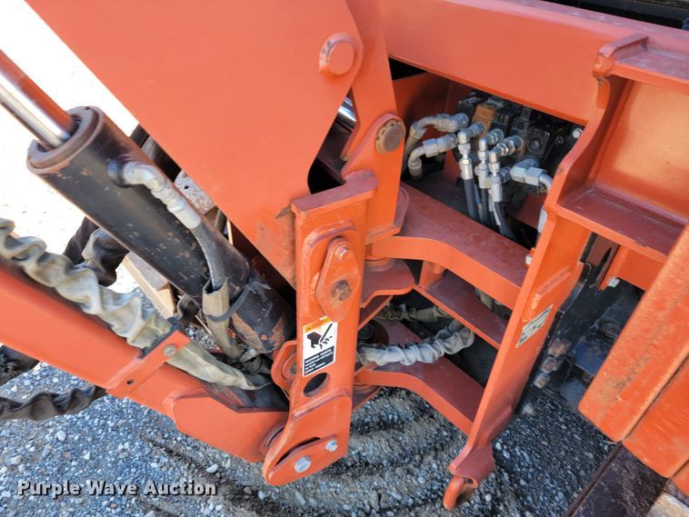 image for item JE9179 2007 Ditch Witch HT115  cable plow