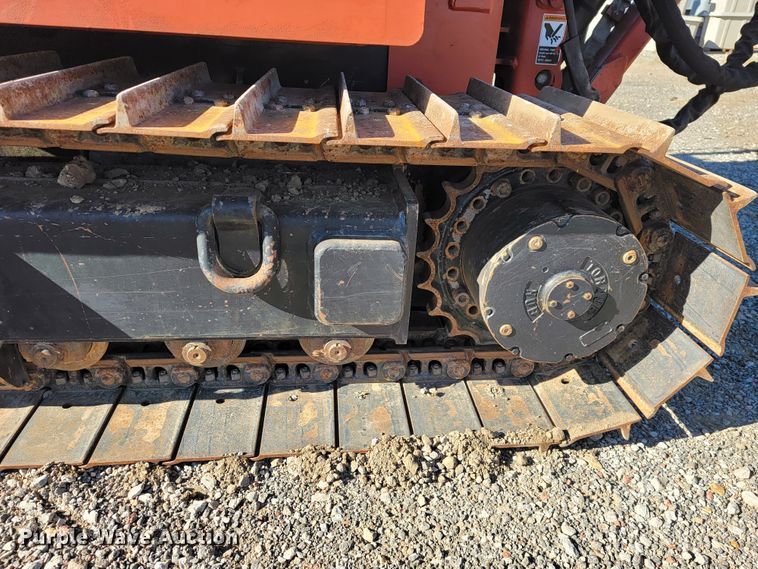 image for item JE9179 2007 Ditch Witch HT115  cable plow