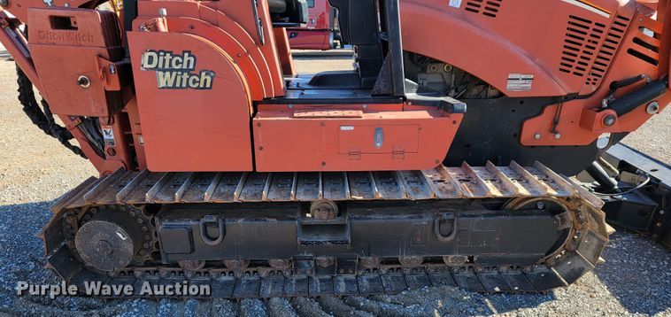 image for item JE9179 2007 Ditch Witch HT115  cable plow