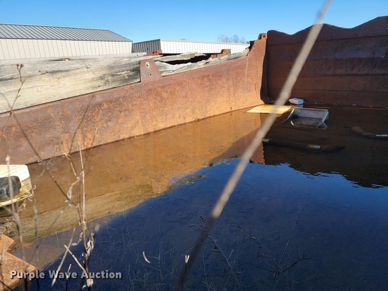 image for item JE9215 Davis  truck frame with dump bed