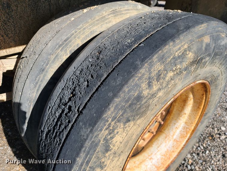 image for item JE9215 Davis  truck frame with dump bed