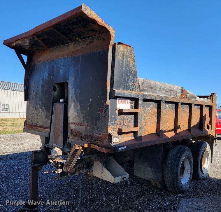 image for item JE9216 Davis  truck frame with dump bed