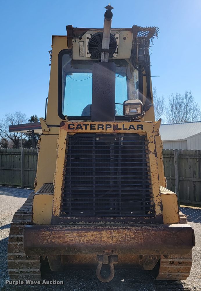 image for item JE9222 1983 Caterpillar 953  track loader