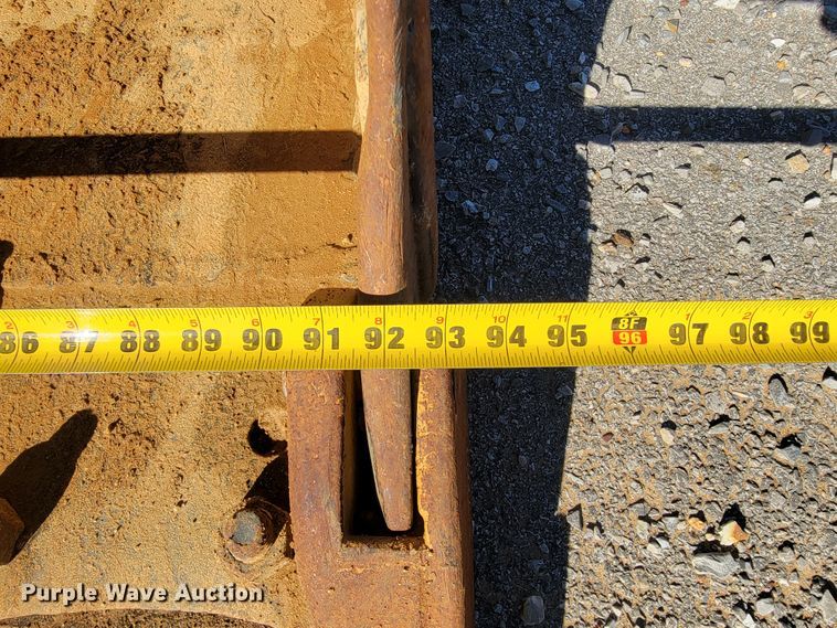 image for item JE9222 1983 Caterpillar 953  track loader