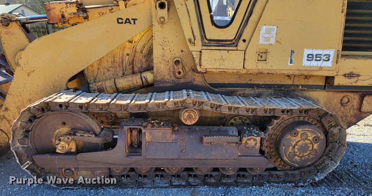 image for item JE9222 1983 Caterpillar 953  track loader