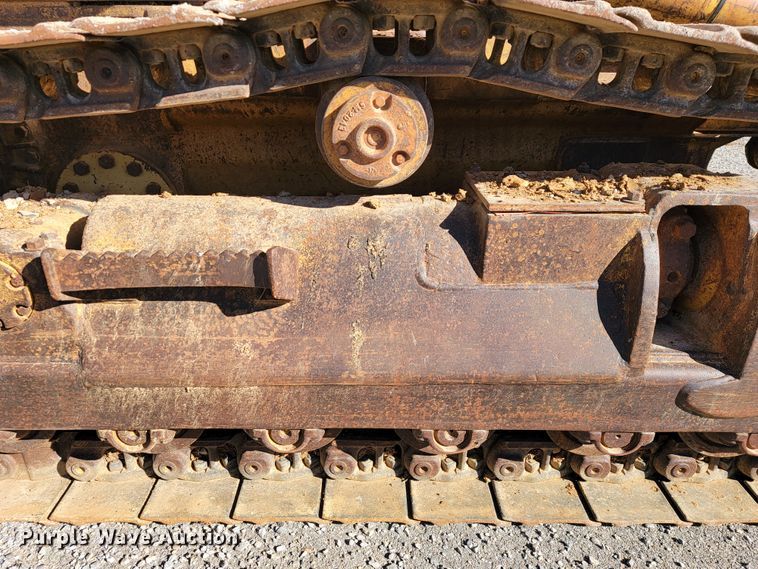 image for item JE9222 1983 Caterpillar 953  track loader