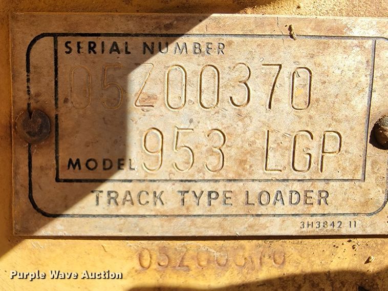 image for item JE9222 1983 Caterpillar 953  track loader