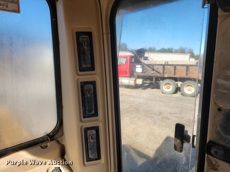 image for item JE9224 1999 Caterpillar 312BL  excavator