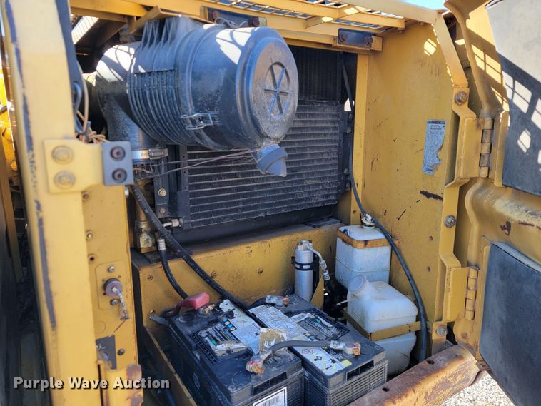 image for item JE9224 1999 Caterpillar 312BL  excavator
