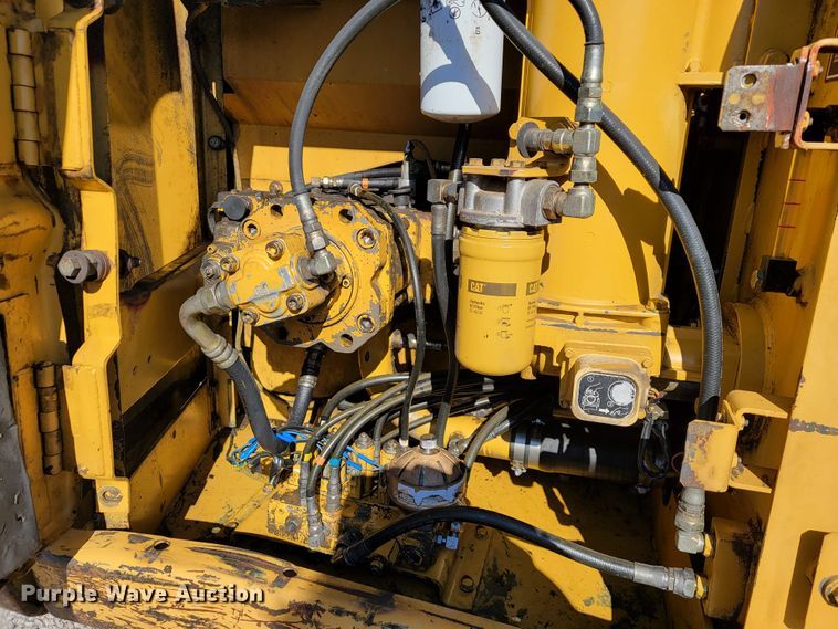 image for item JE9224 1999 Caterpillar 312BL  excavator