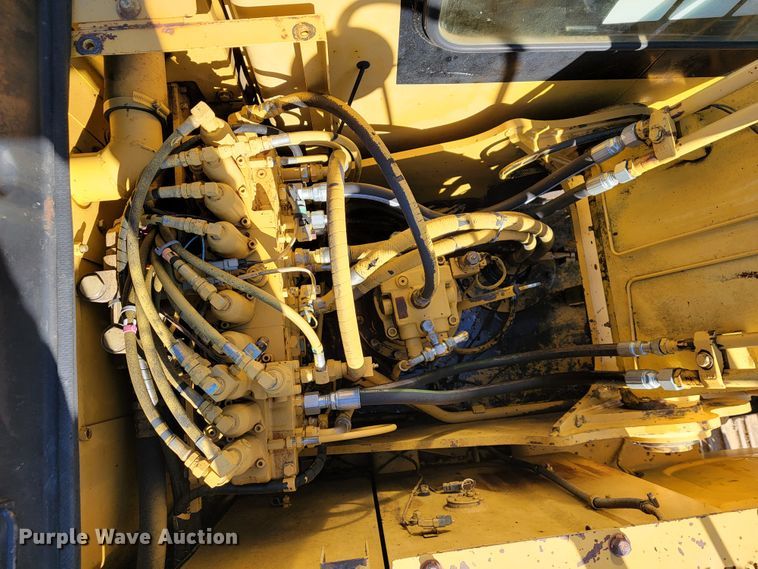 image for item JE9224 1999 Caterpillar 312BL  excavator