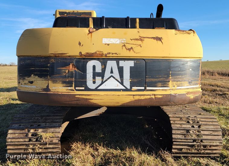 image for item JE9278 2001 Caterpillar 322CL  long reach excavator